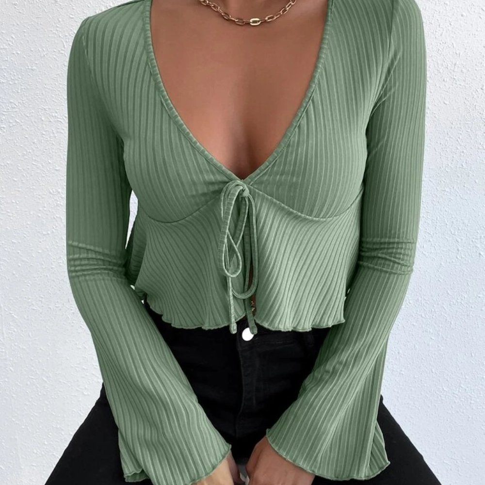 🌟NWOT Shein Soild Flounce Sleeve Tie Front Ribbed Knit Top